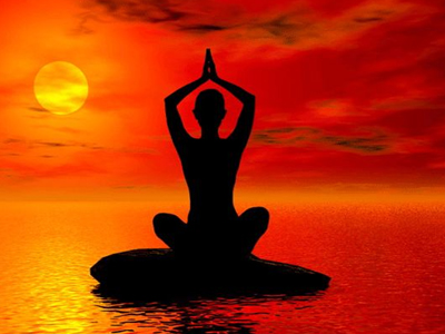 Οι στάσεις της Γιόγκα για να ελευθερώσετε το γοφό, το ισχίο και τη μέση